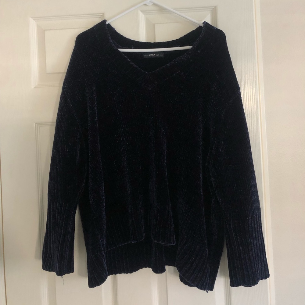 Oversized navy blue Zara chenille sweater